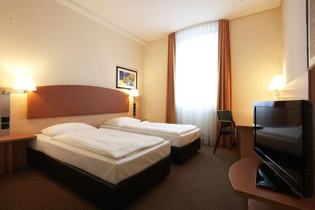 Intercityhotel Berlin Ostbhf Hotel